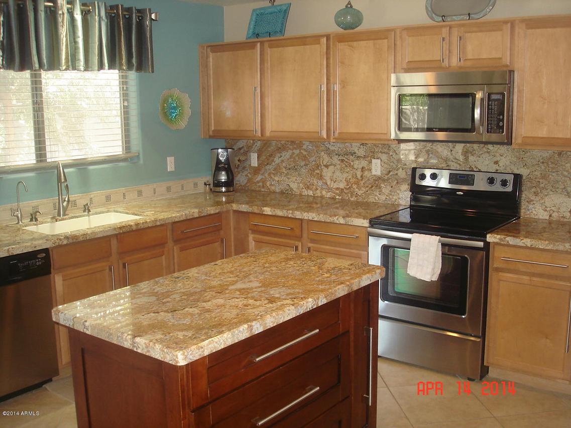 733 E Denim Tr., San Tan Valley, AZ 85143