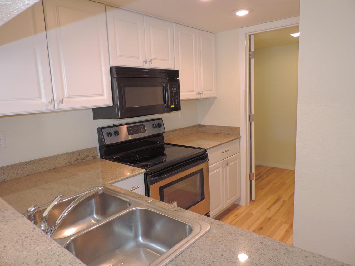 4221 E Almeria Rd. #10, Phoenix, AZ 85008