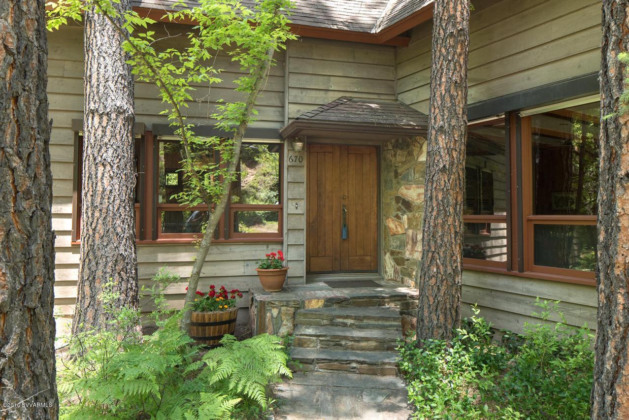 670 Bear Howard Dr., Sedona, AZ 86336