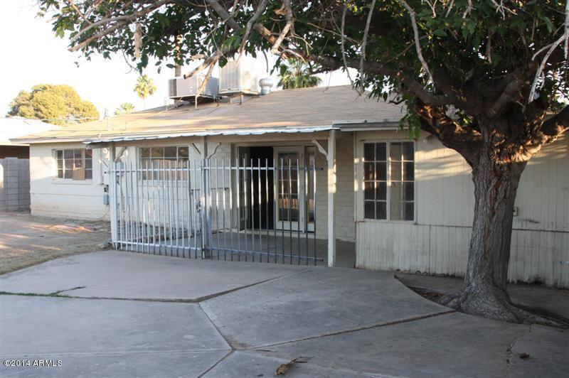 4702 E Taylor St., Phoenix, AZ 85008