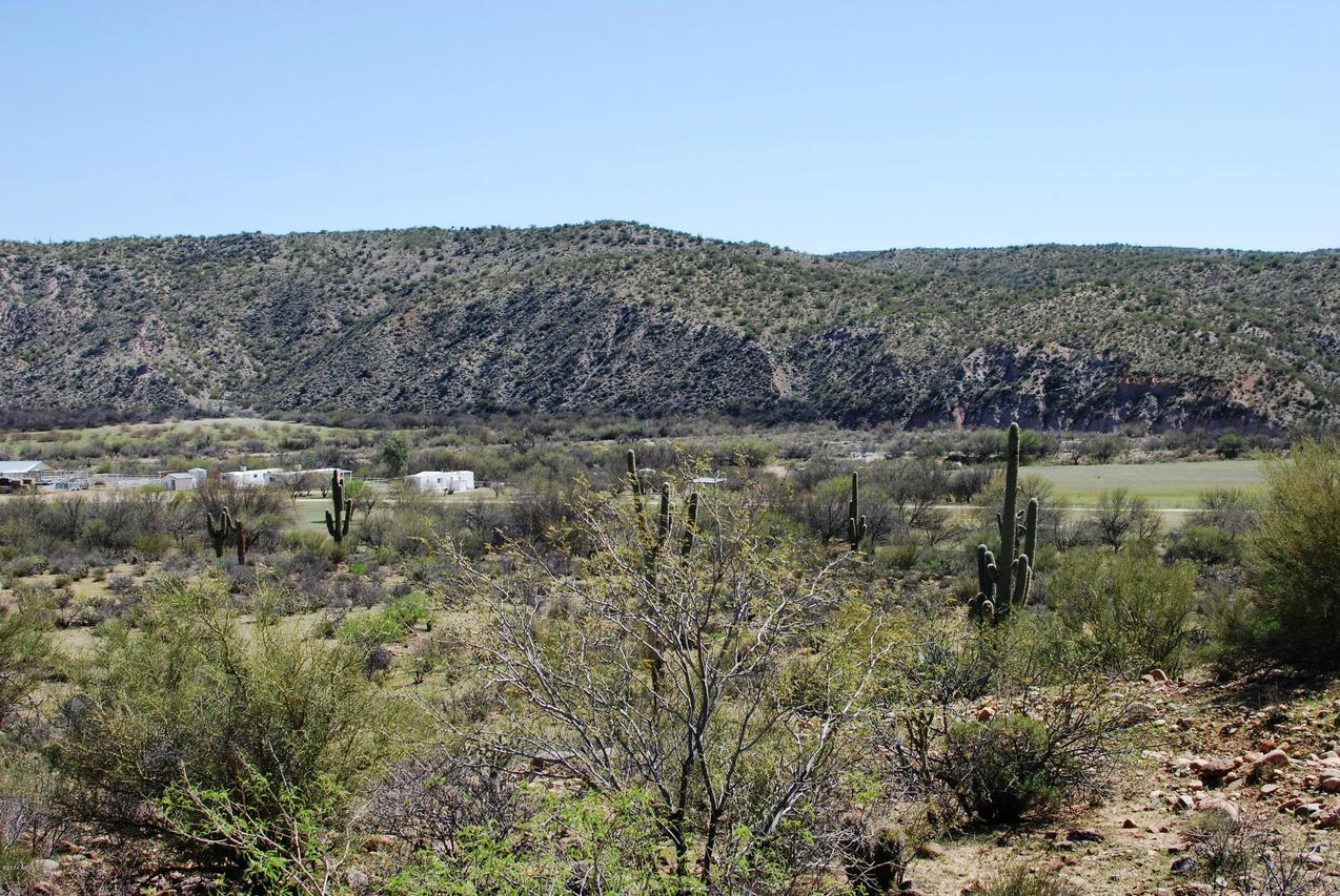 N Scenic Loop Dr., Wickenburg, AZ 85390