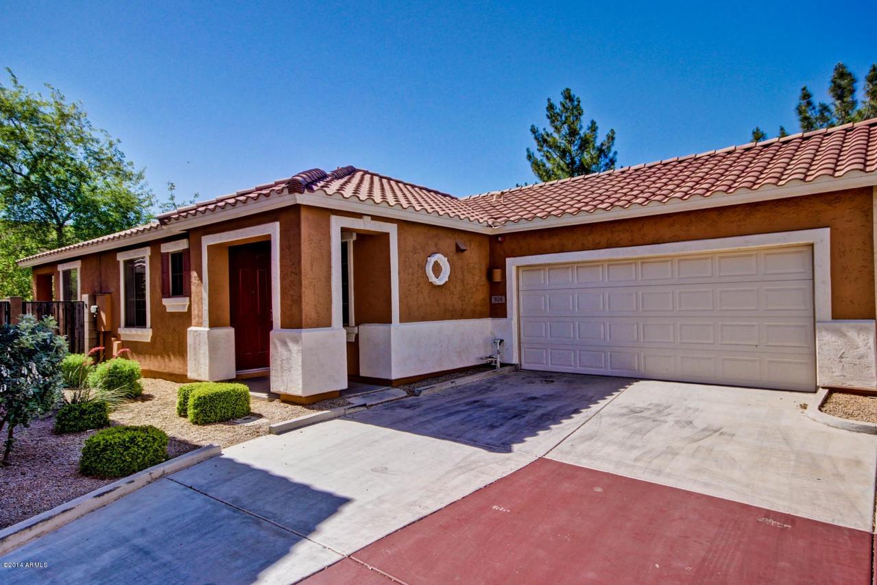 928 E Redondo Dr., Gilbert, AZ 85296