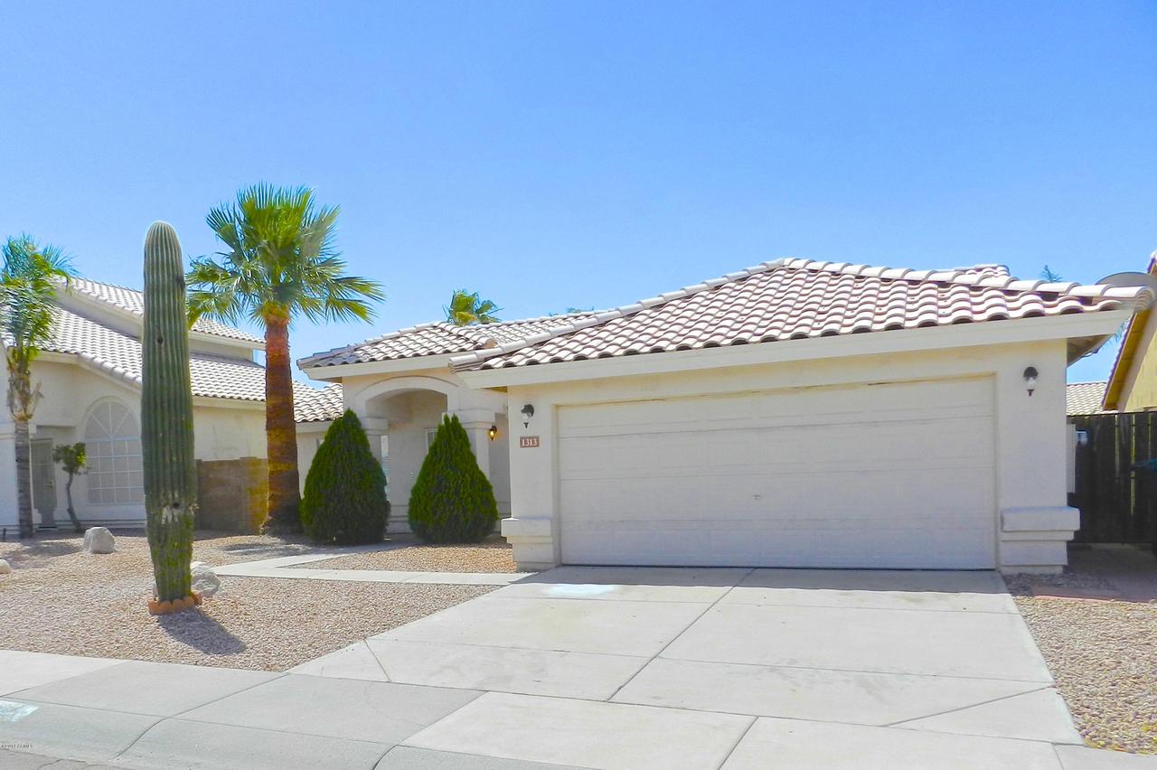 1313 W Wagoner Rd., Phoenix, AZ 85023