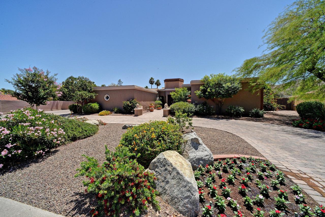 4527 E Horseshoe Rd., Phoenix, AZ 85028