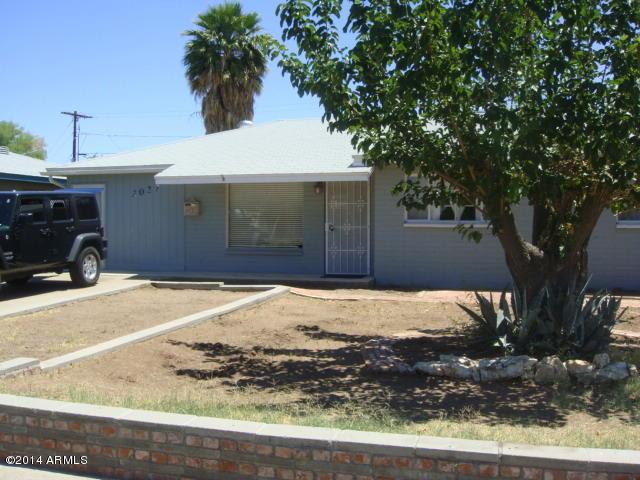 2027 N 47th St., Phoenix, AZ 85008