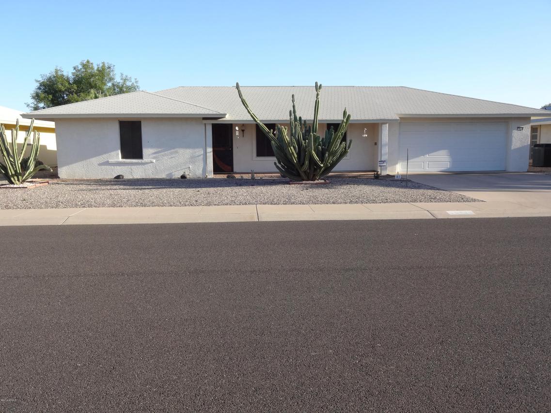 10529 W Edgewood Dr., Sun City, AZ 85351