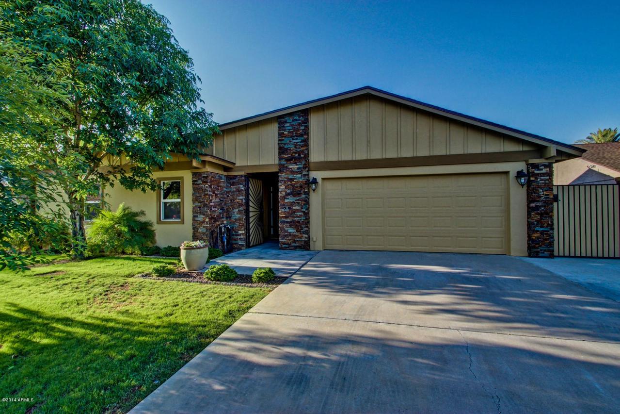 2702 E Louise Dr., Phoenix, AZ 85032