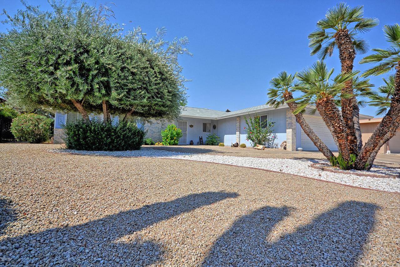 10817 W Manzanita Dr., Sun City, AZ 85373