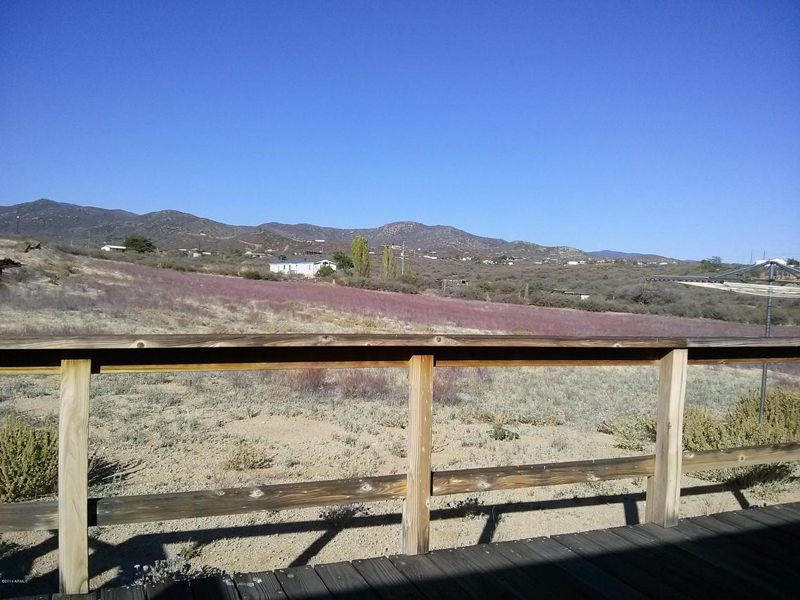 8360 W Barrington Rd., Wilhoit, AZ 86332