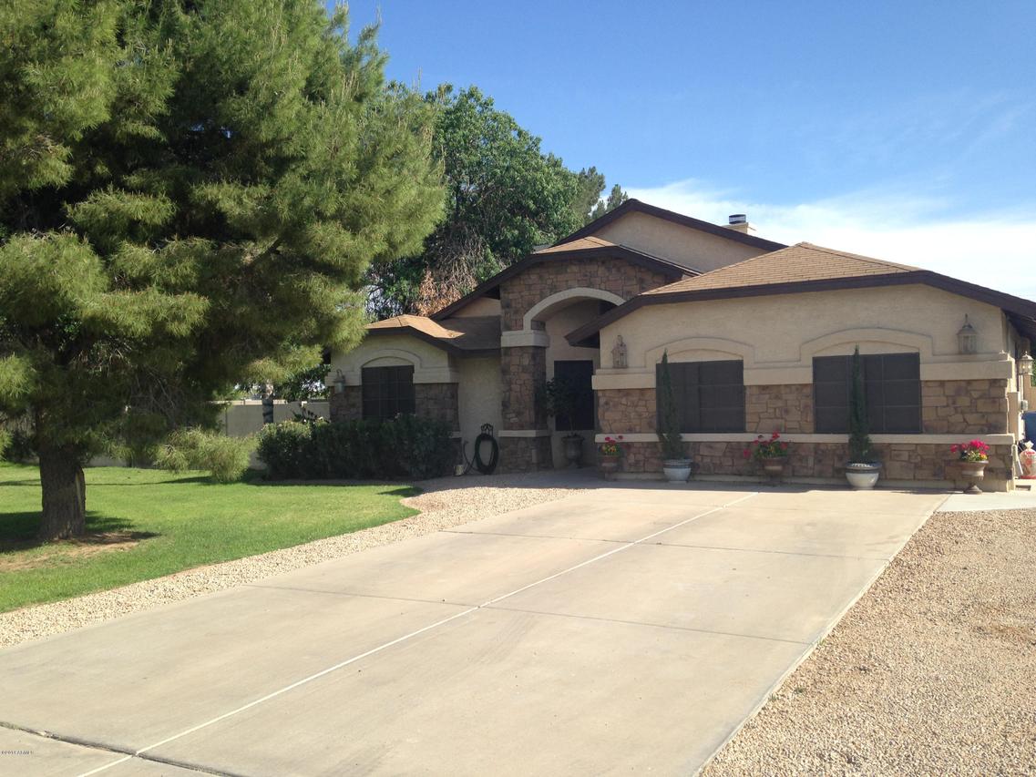 19511 E Calle De Flores, Queen Creek, AZ 85242