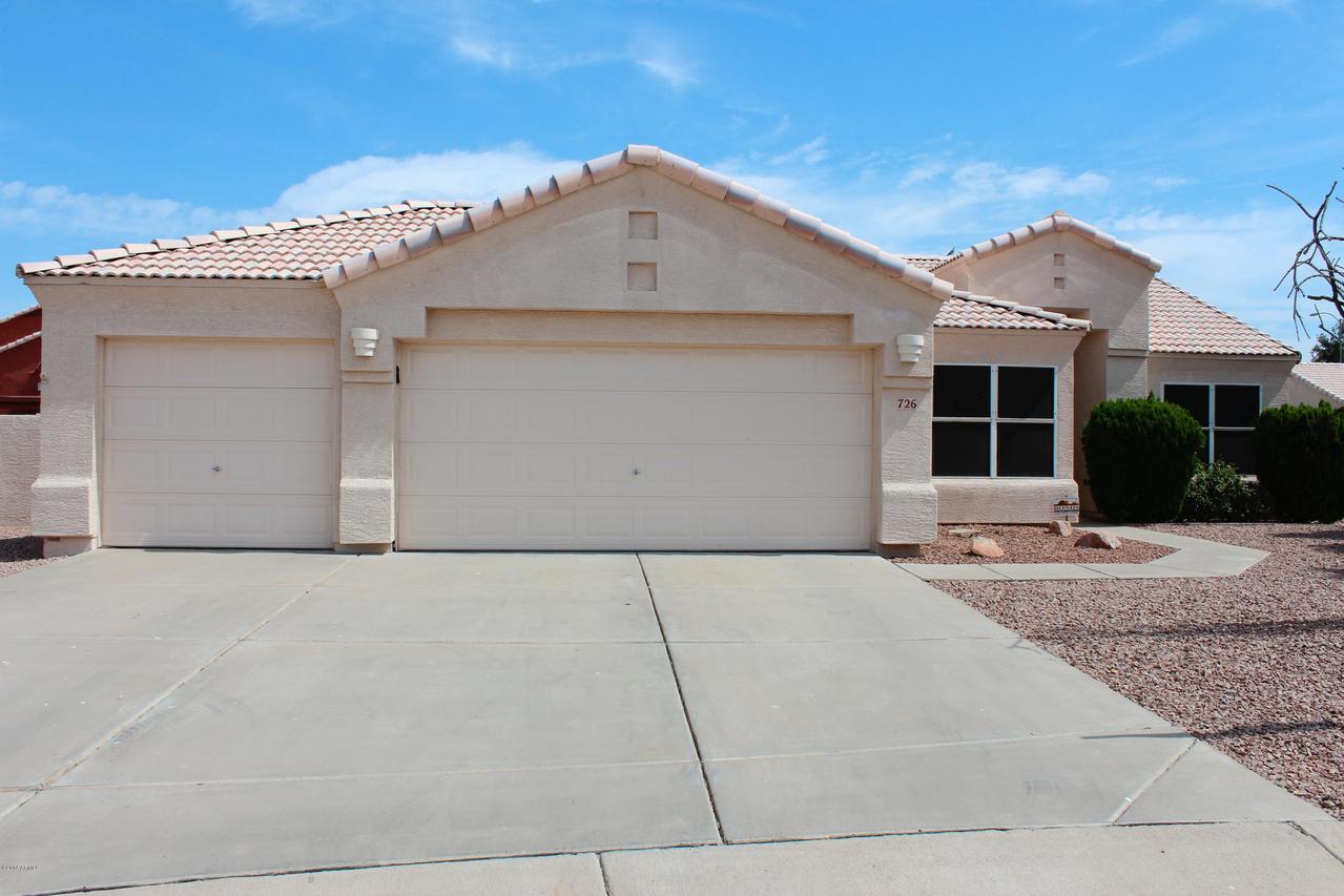726 S St Paul Cir., Mesa, AZ 85206