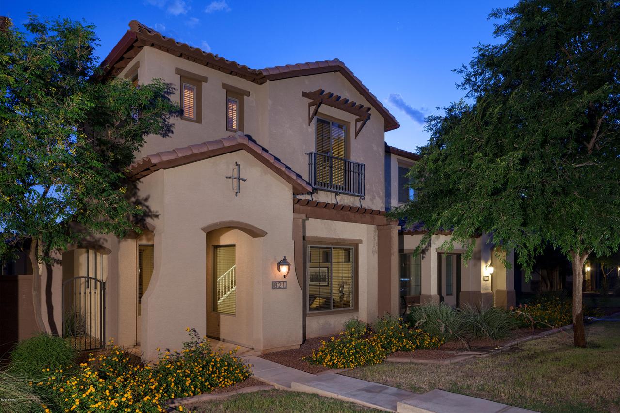 821 W Village Pkwy., Litchfield Park, AZ 85340