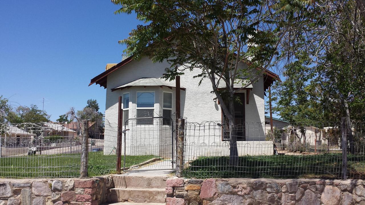 192 E Apache St., Wickenburg, AZ 85390