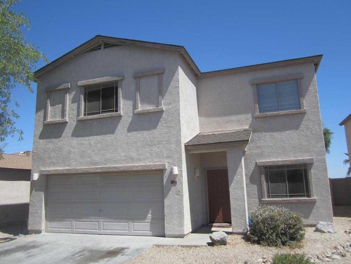 1960 E Silversmith Tr., San Tan Valley, AZ 85143