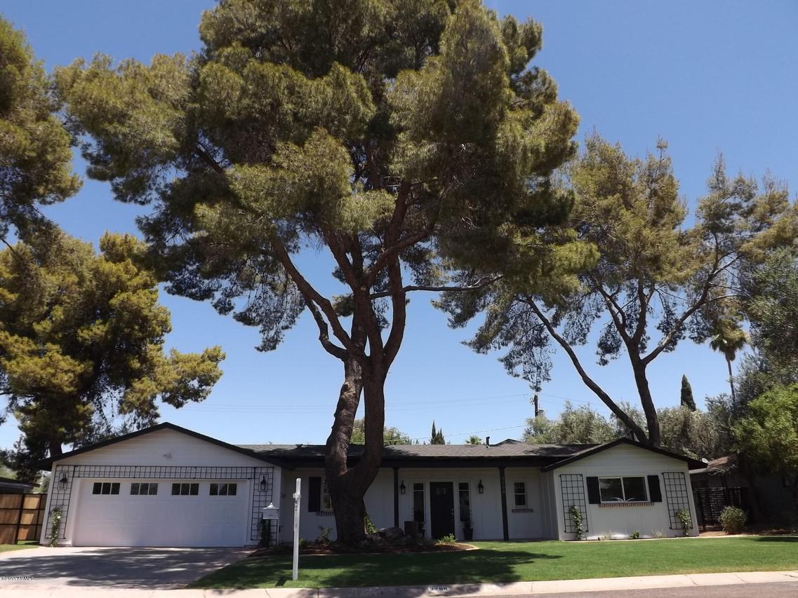 3208 E Hazelwood St., Phoenix, AZ 85018