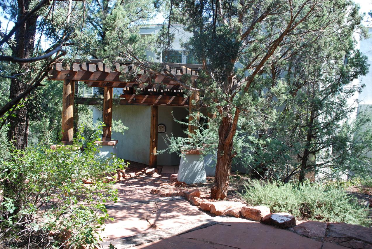 1960 Red Rock Loop Rd., Sedona, AZ 86336