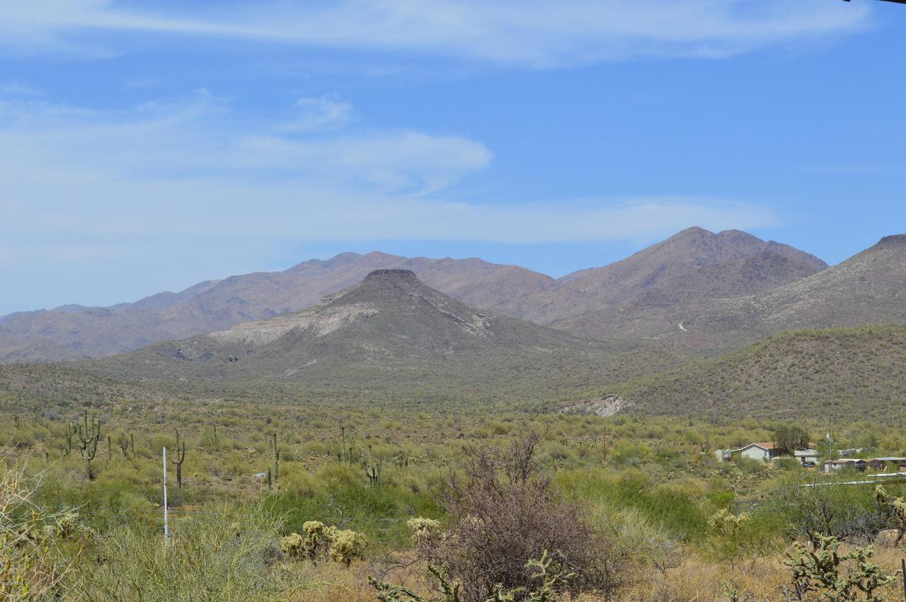 49212 N 17th Ave., New River, AZ 85087