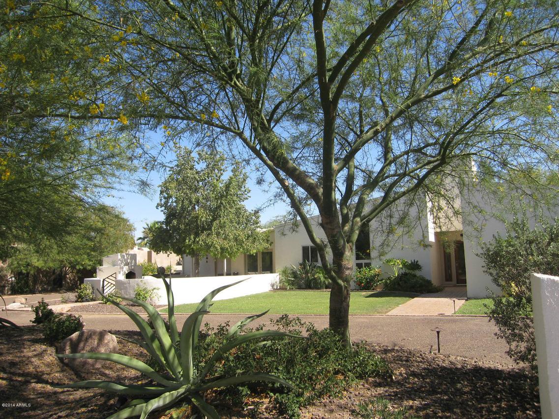 4711 E Cochise Dr., Phoenix, AZ 85028