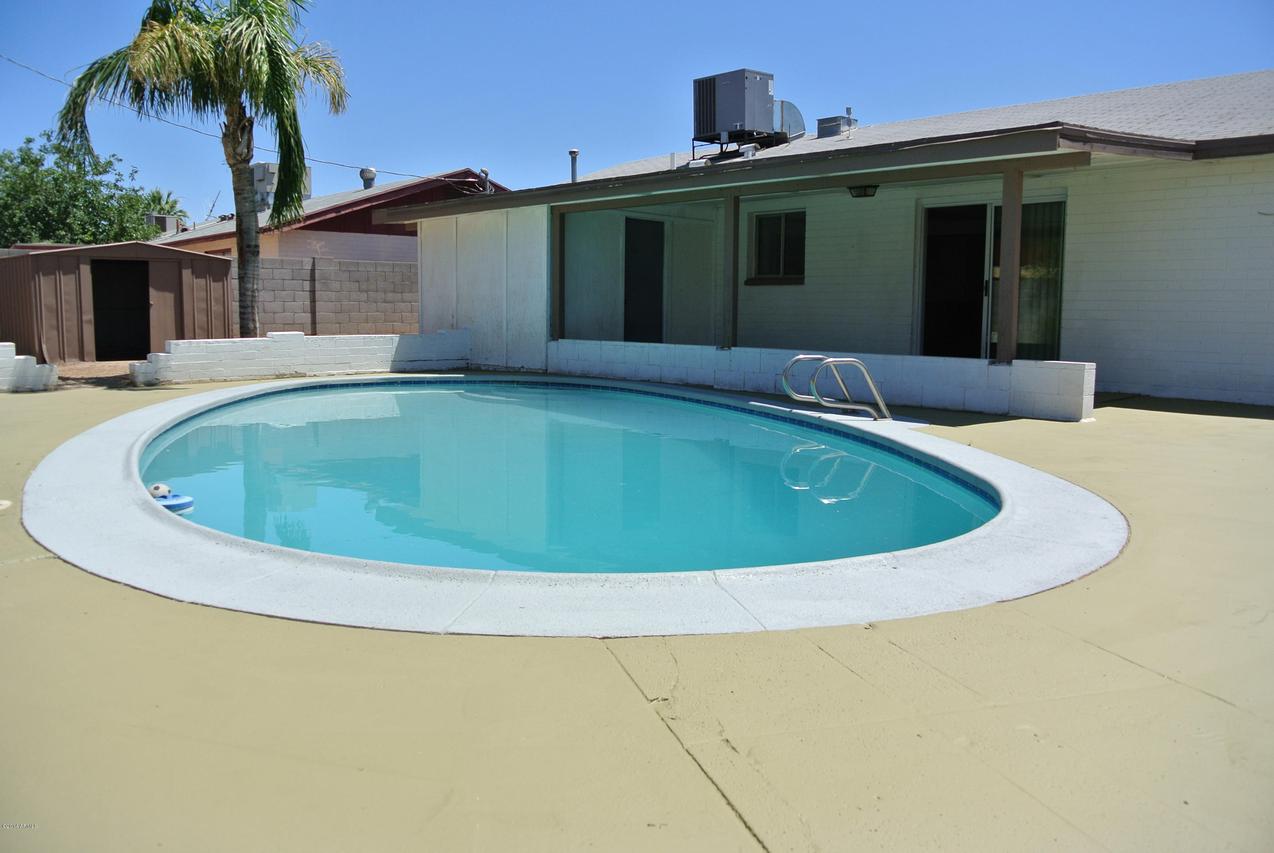 8111 W Catalina Dr., Phoenix, AZ 85033