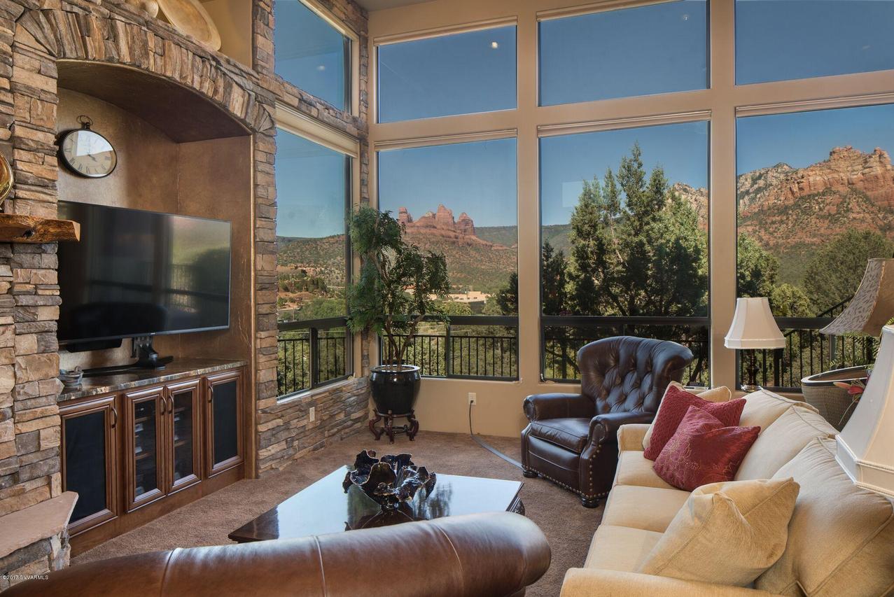 525 Sedona Vista Drive, Sedona, AZ 86336