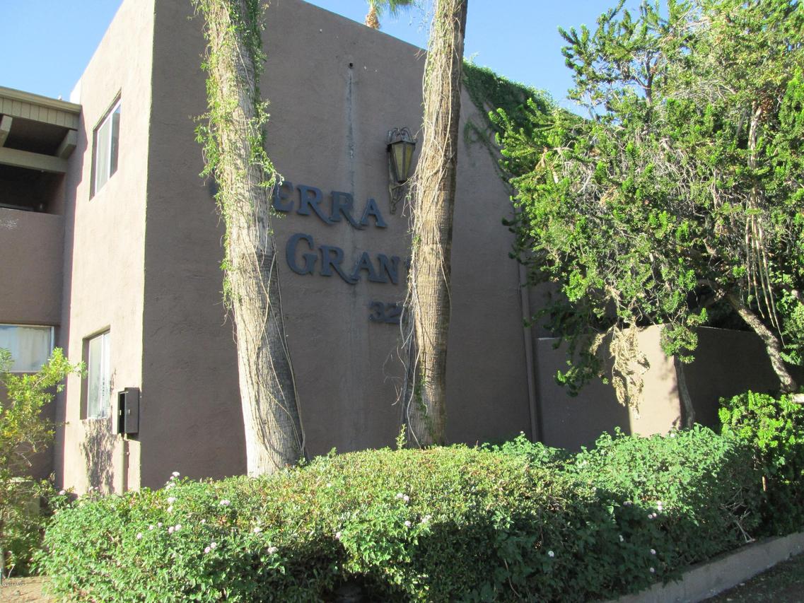 3230 E Pinchot Ave. #25, Phoenix, AZ 85018