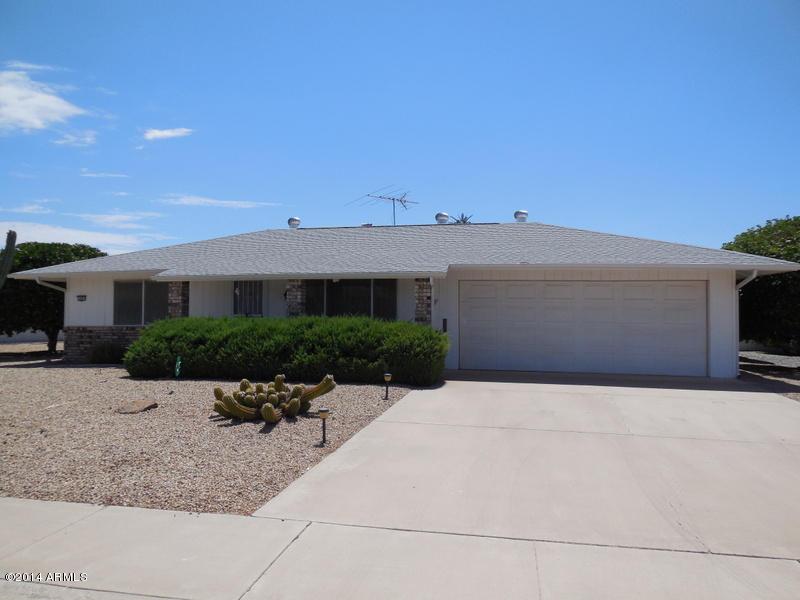 19601 N Sombrero Cir., Sun City, AZ 85373