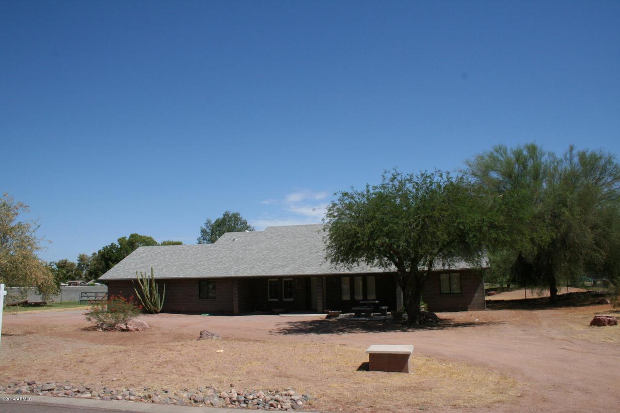 814 E Melody Dr., Gilbert, AZ 85234