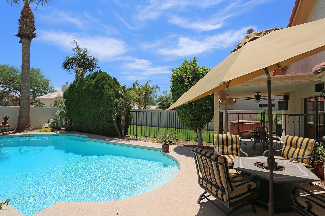 8823 E Charter Oak Dr., Scottsdale, AZ 85260