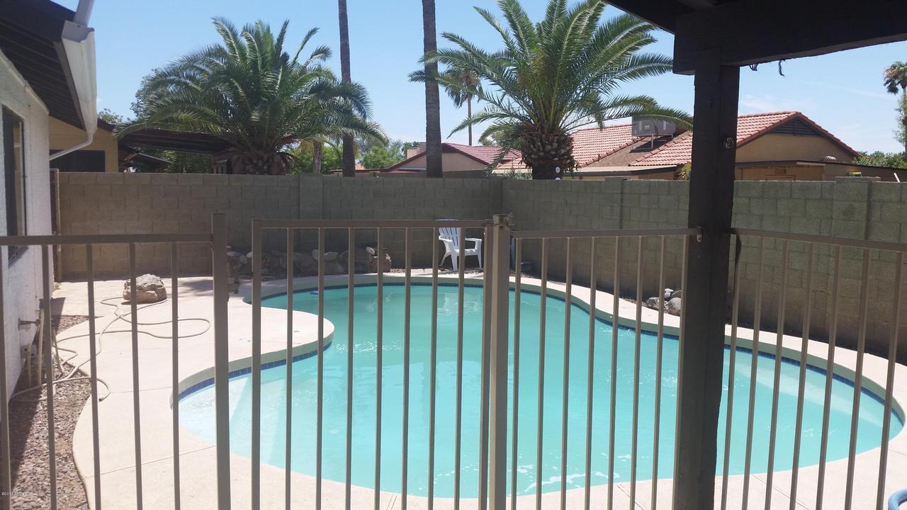 10422 N 63rd Ave., Glendale, AZ 85302