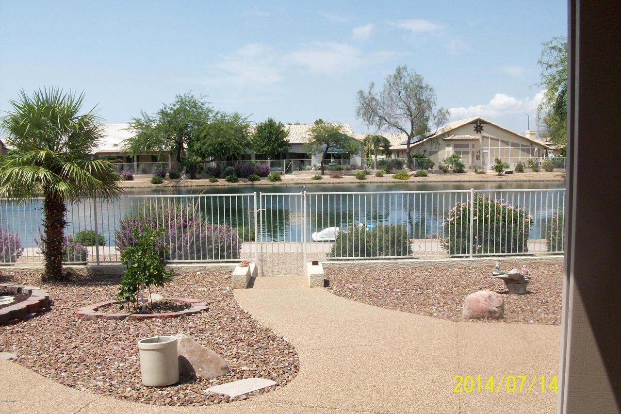 19902 N 108th Ave., Sun City, AZ 85373