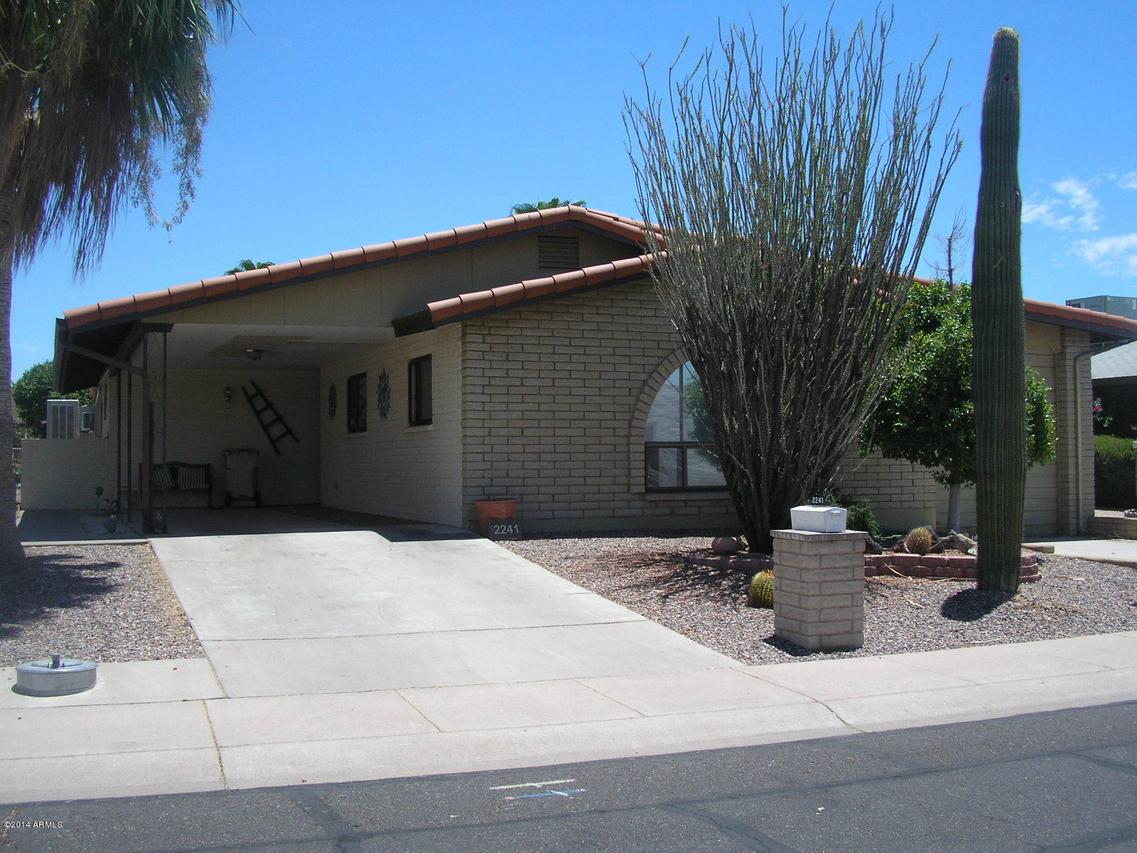 2241 N Middlecoff Dr., Mesa, AZ 85215