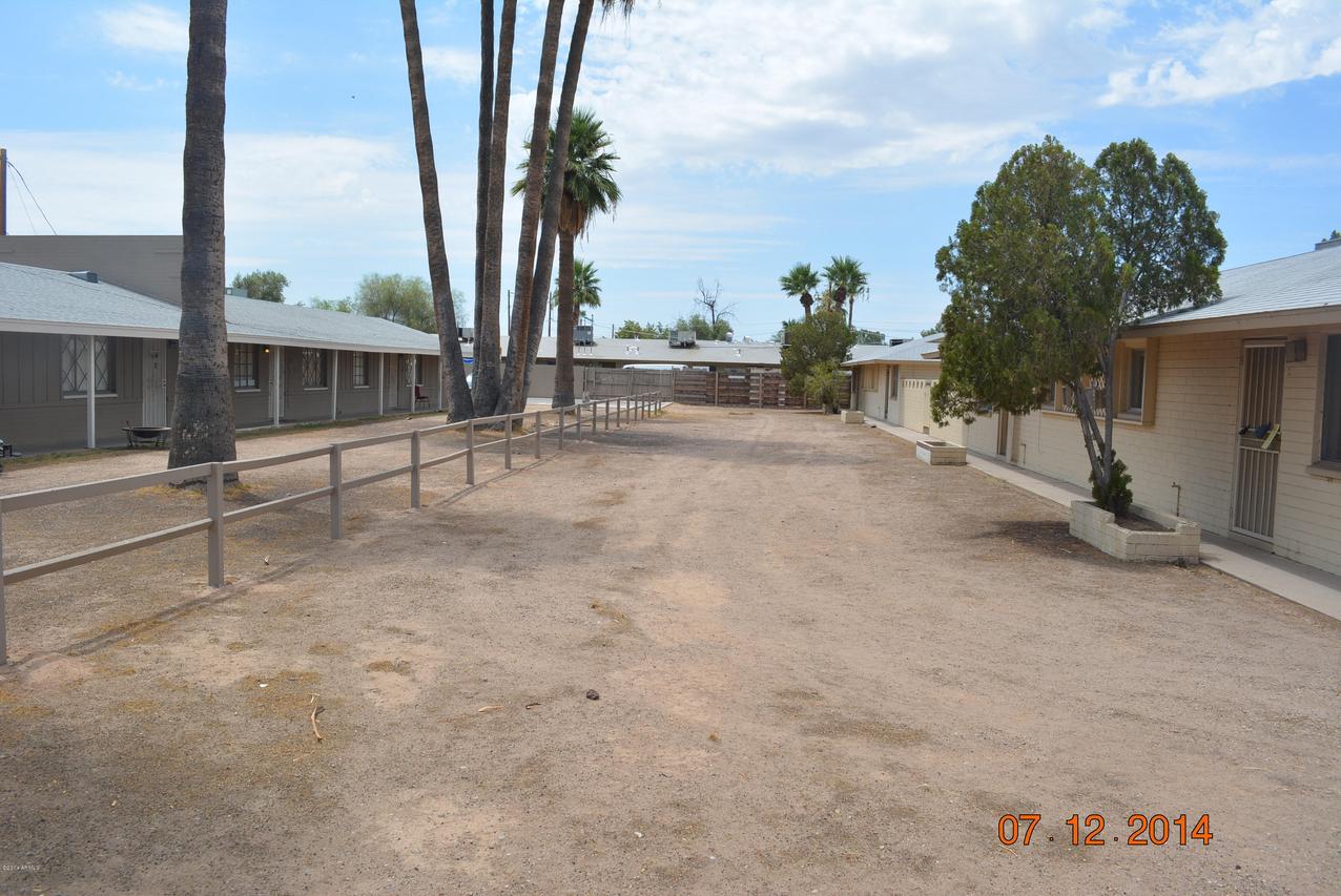 2245 W Glenrosa Ave., Phoenix, AZ 85015