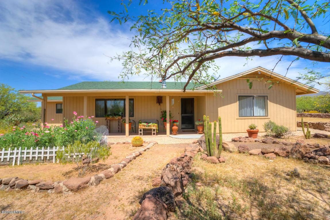 43839 N 18th St., New River, AZ 85087