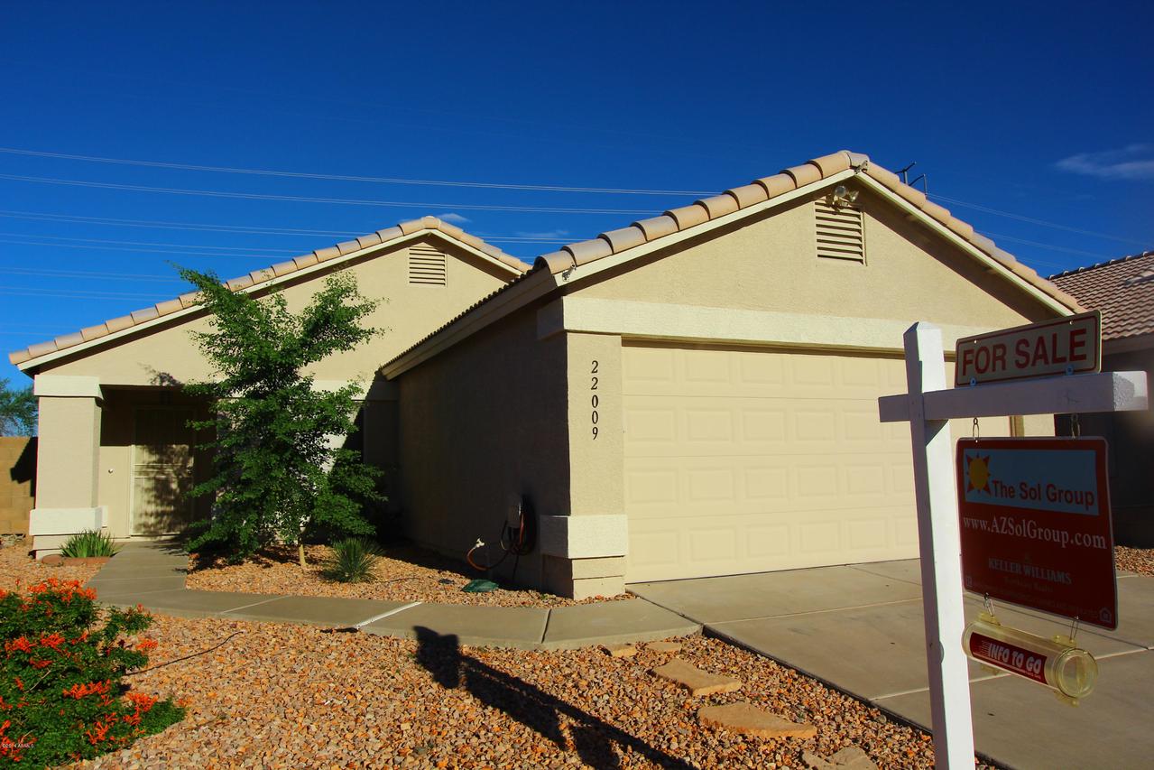 22009 N 35th Dr., Glendale, AZ 85310