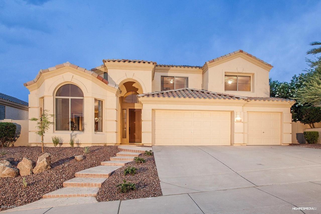 715 E Brookwood Ct., Phoenix, AZ 85048