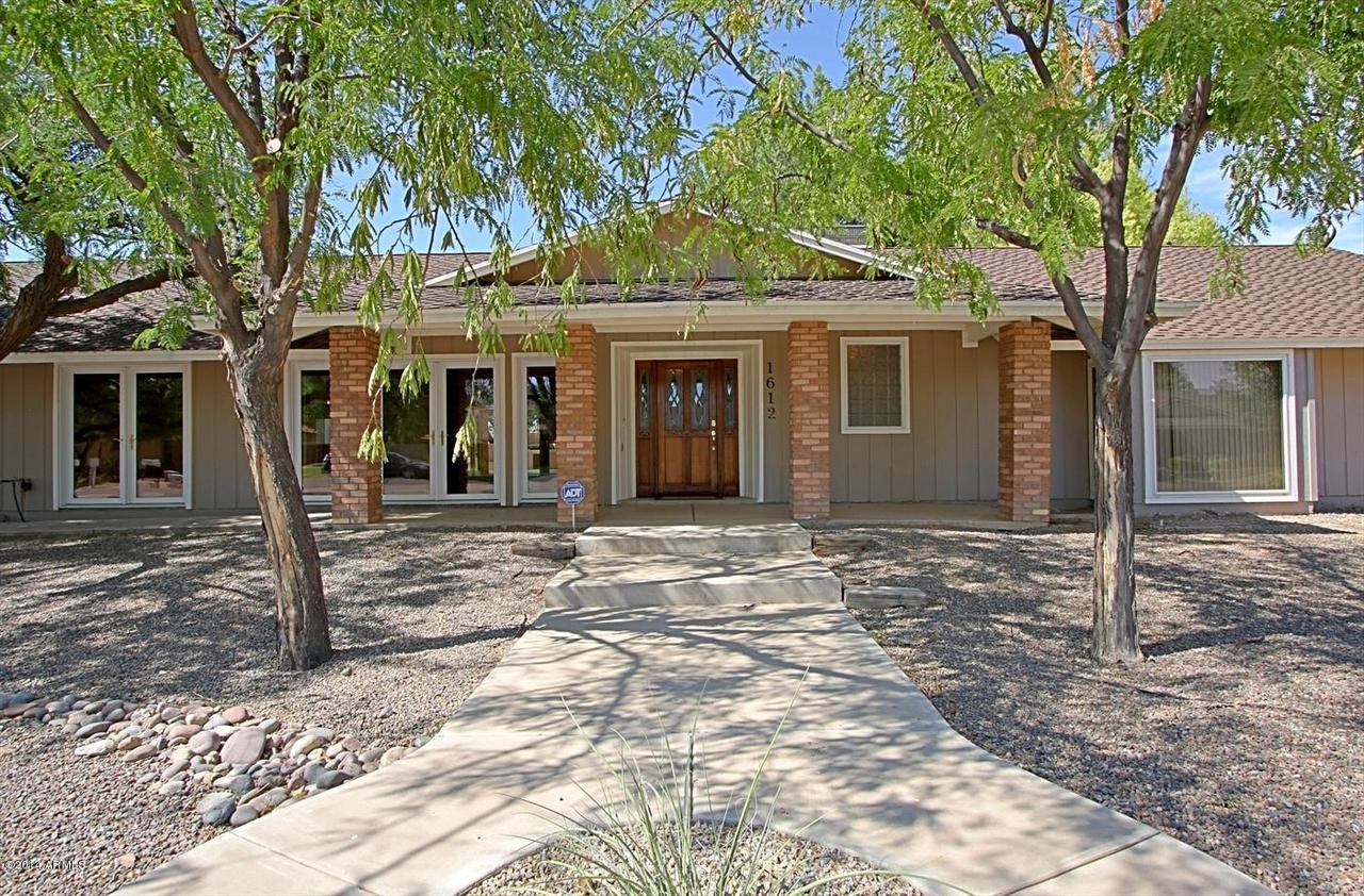 1612 E Citation Ln., Tempe, AZ 85284