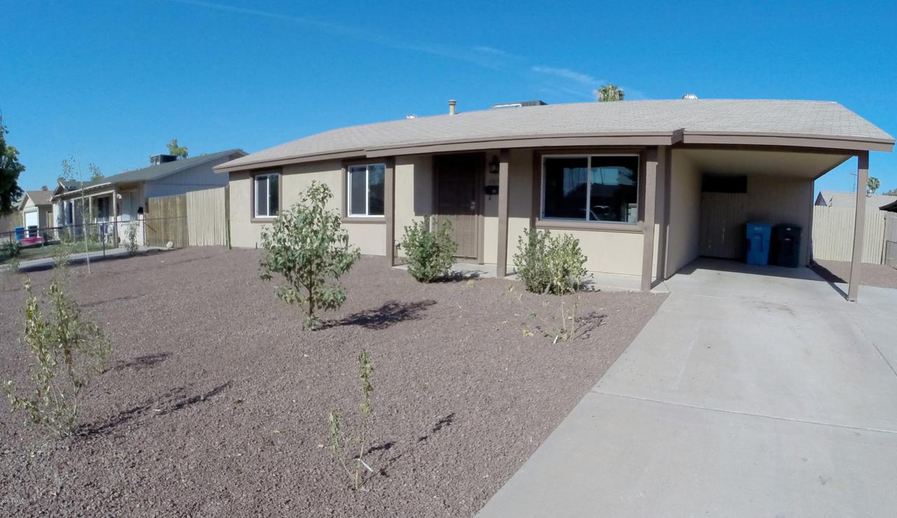 2052 N 64th Ln., Phoenix, AZ 85035
