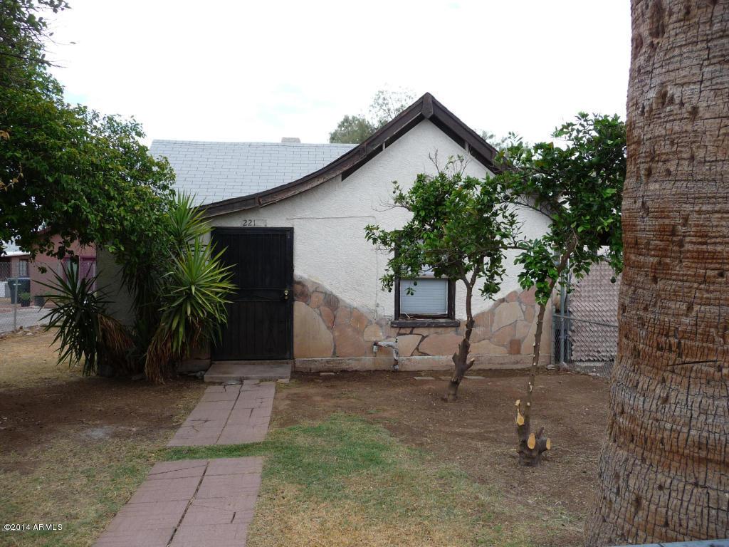 2216 N 23rd St., Phoenix, AZ 85006