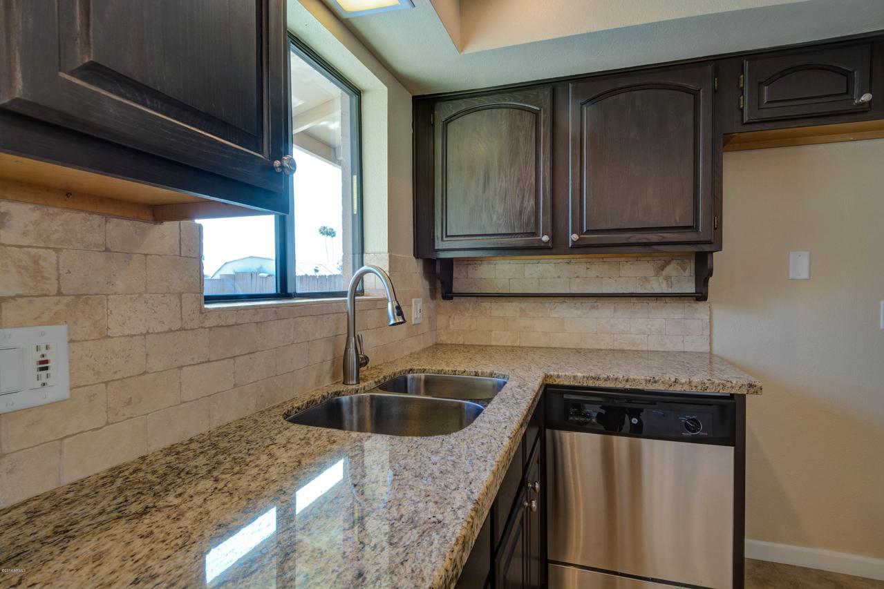 3729 W Davidson Ln., Phoenix, AZ 85051