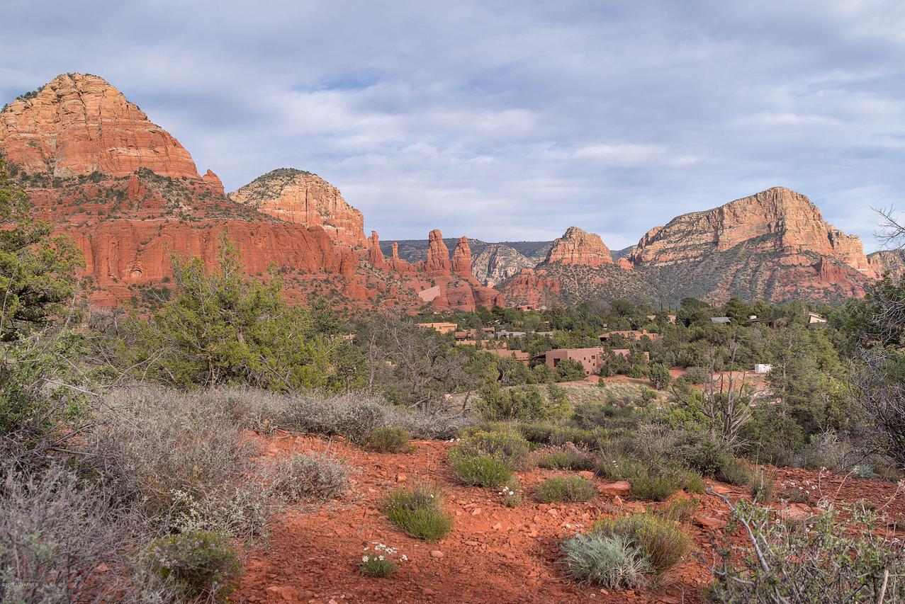 808 W Chapel Rd., Sedona, AZ 86336