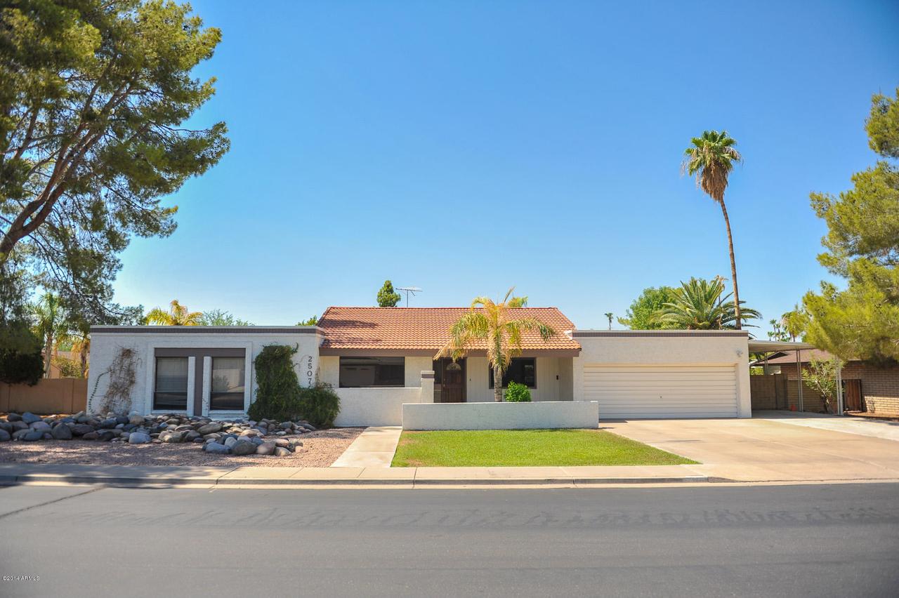 2507 E Hale St., Mesa, AZ 85213