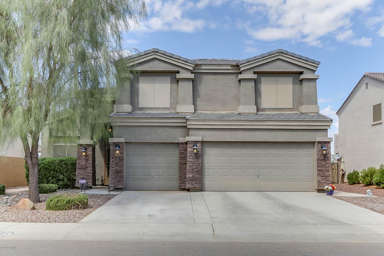 2225 N Magdelena Pl., Casa Grande, AZ 85122