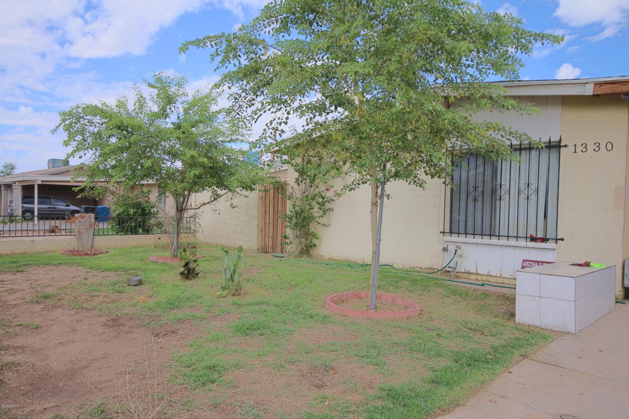 1330 E Pecan Rd., Phoenix, AZ 85040