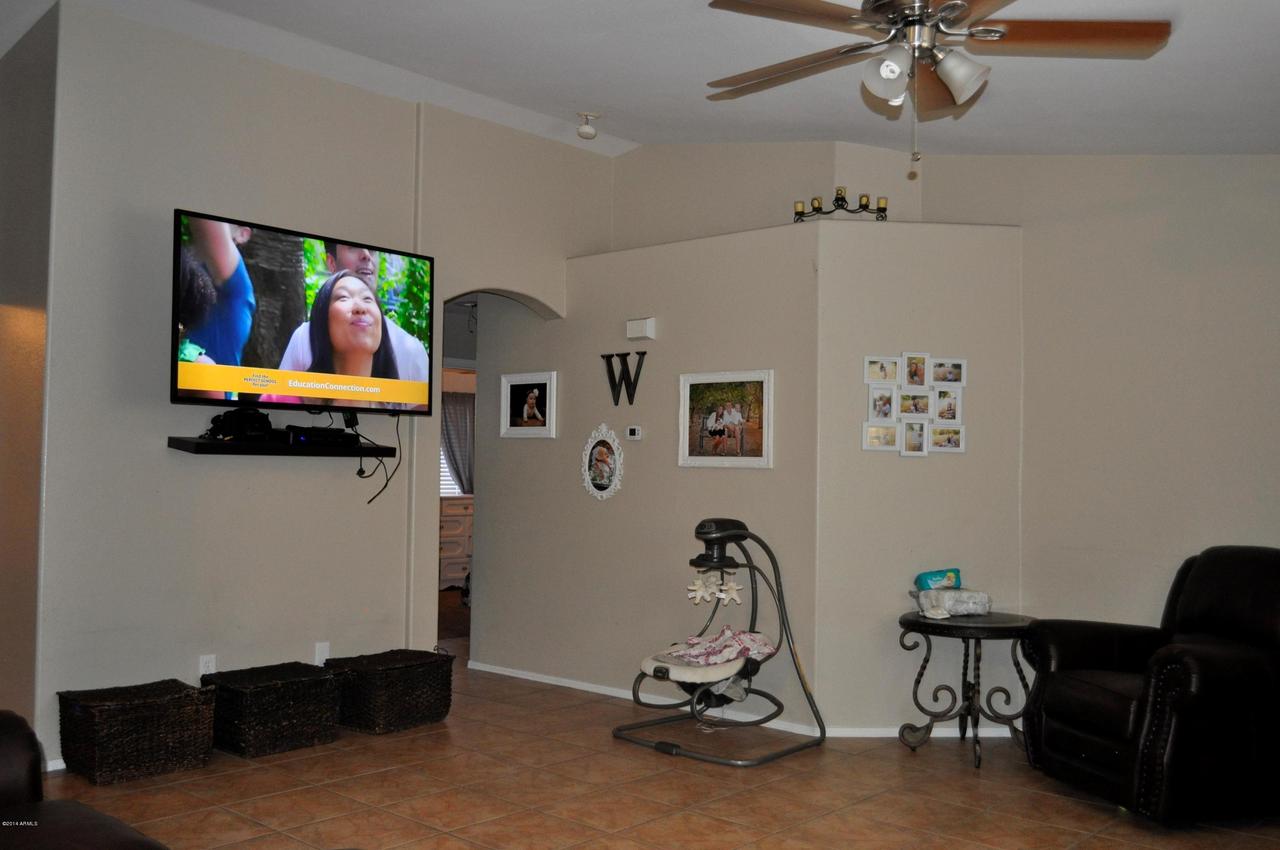 8937 E Birchwood Cir., Mesa, AZ 85208