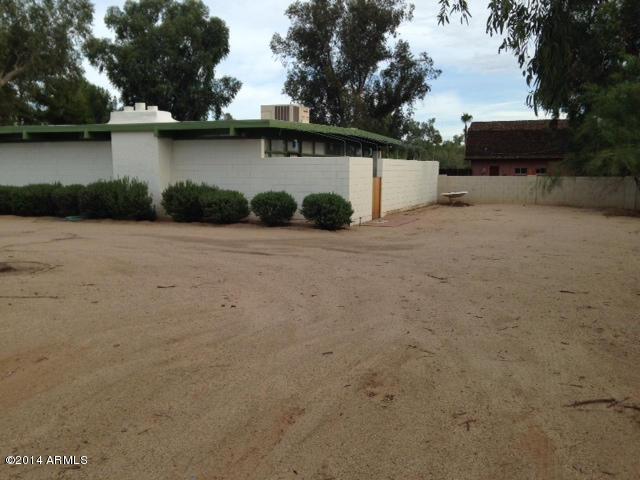 4702 E Shangri La Rd., Phoenix, AZ 85028