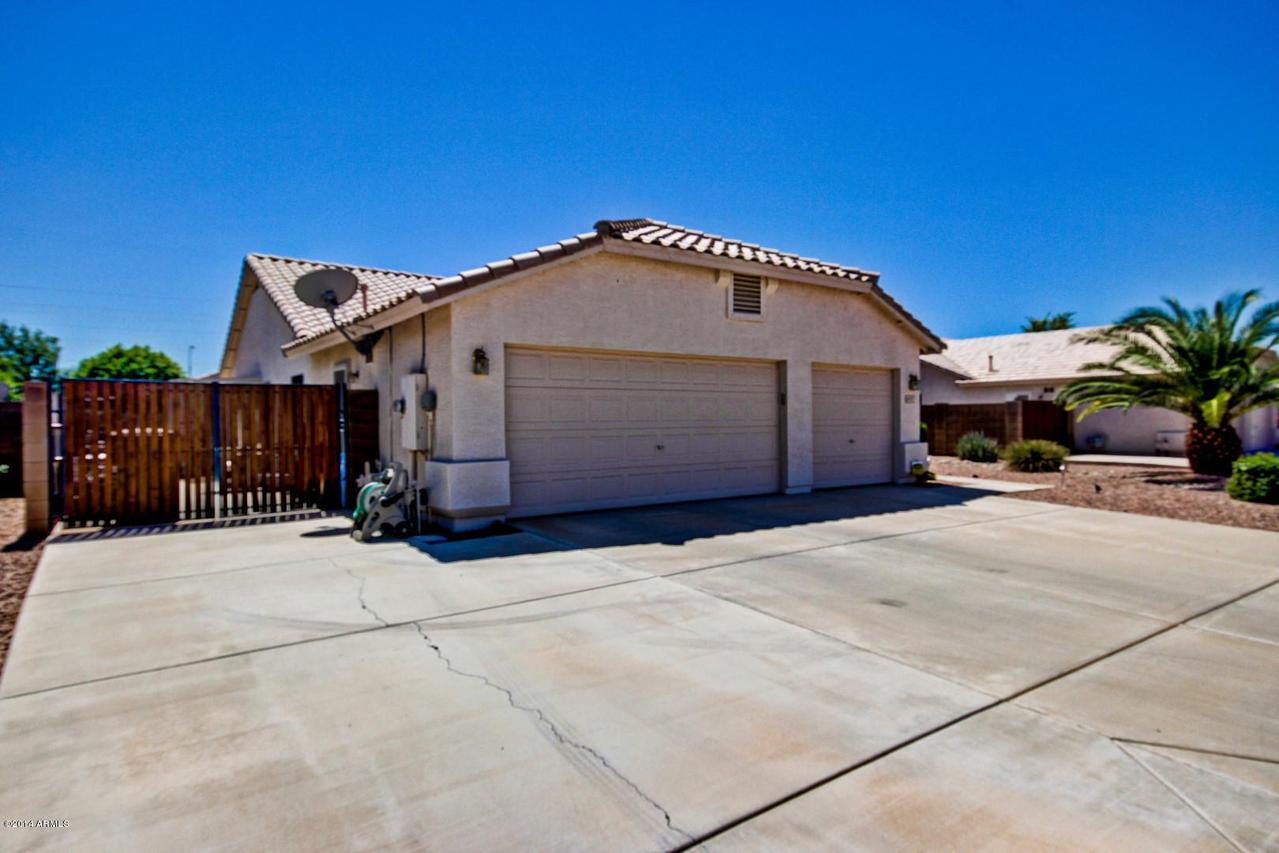 8757 W El Caminito Dr., Peoria, AZ 85345