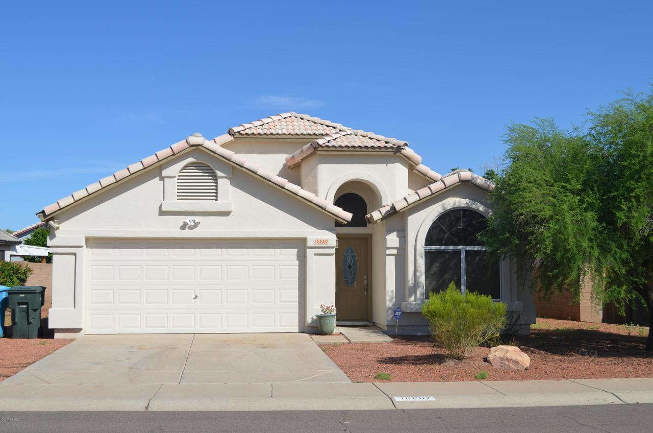 18807 N 2nd Ave., Phoenix, AZ 85027