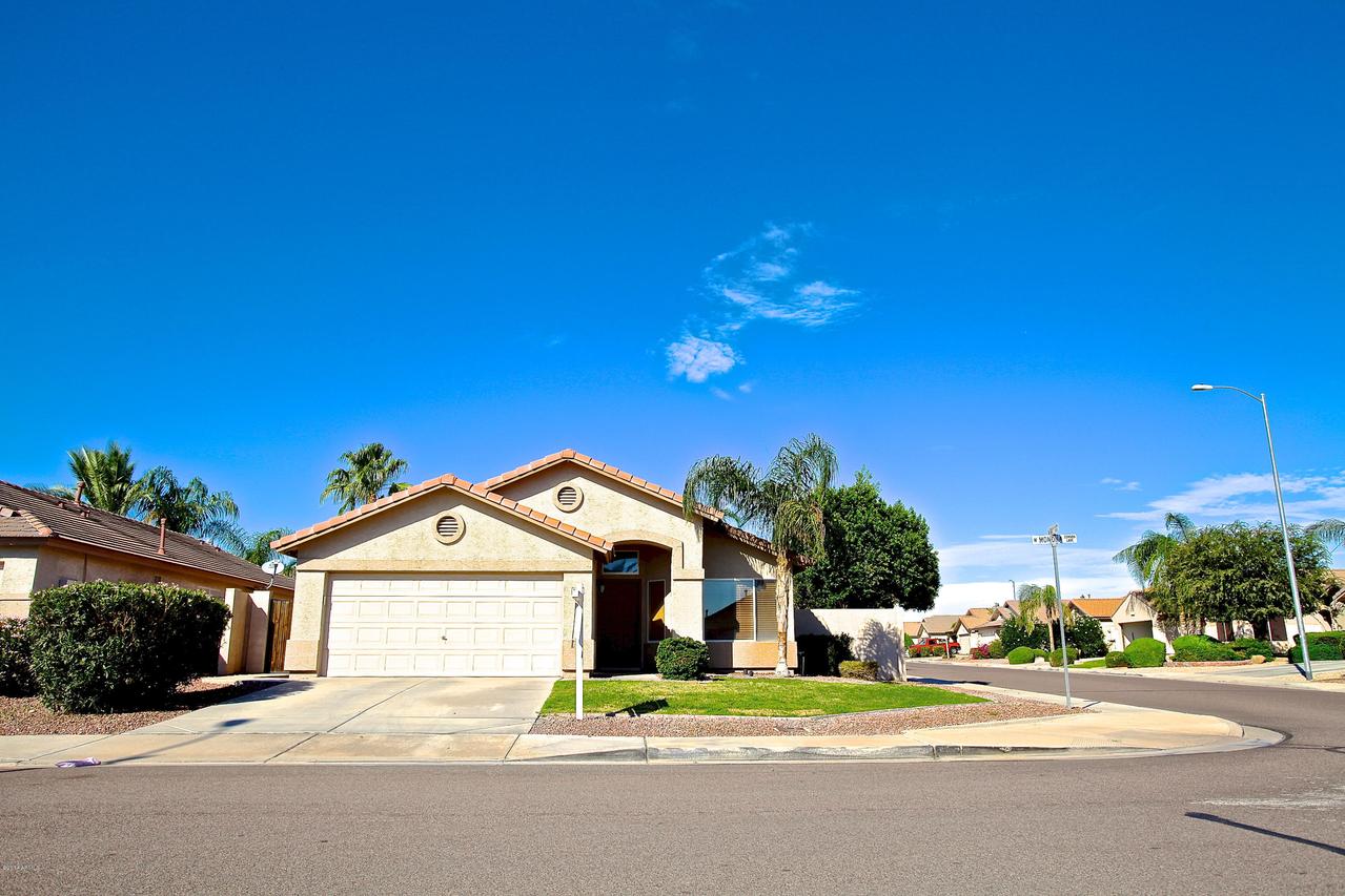 8438 W Monona Ln., Peoria, AZ 85382