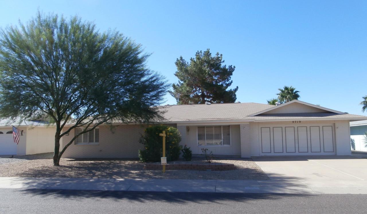 9719 W Willowbrook Dr., Sun City, AZ 85373