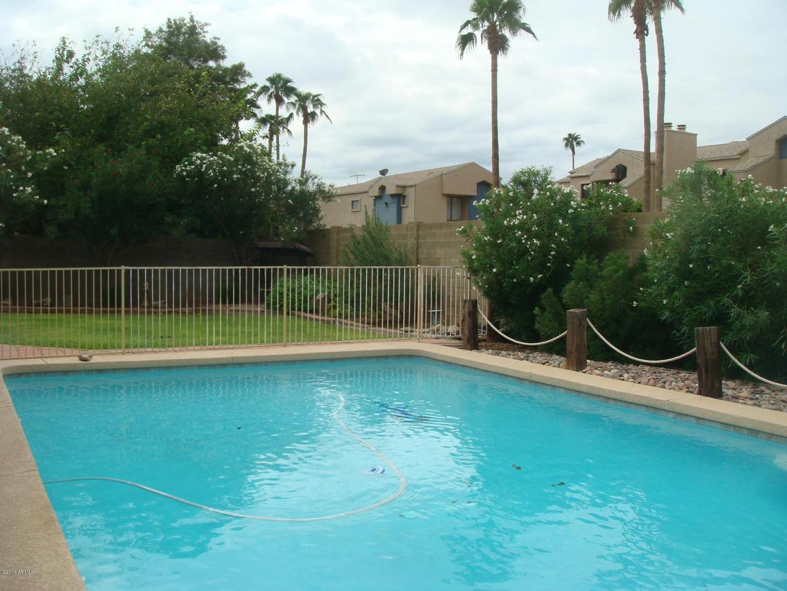 9402 N 58th Dr., Glendale, AZ 85302